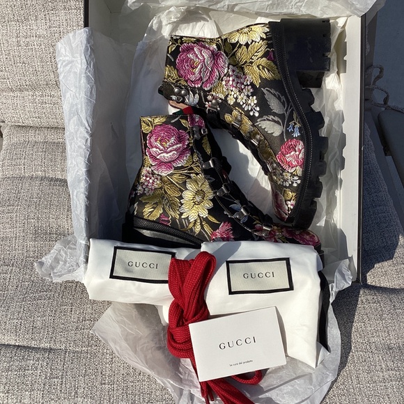 Gucci floral boot - Picture 16 of 16